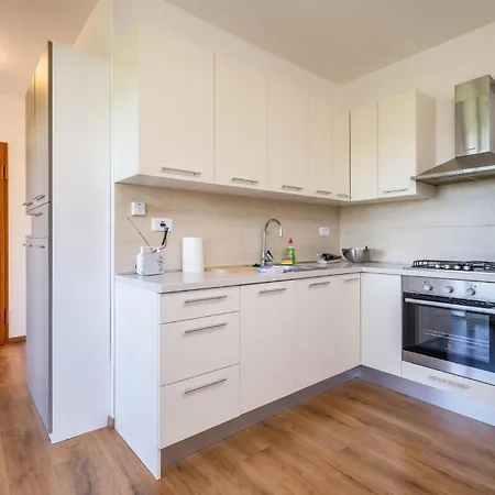 Awesome In With Kitchen Appartamento Fiume